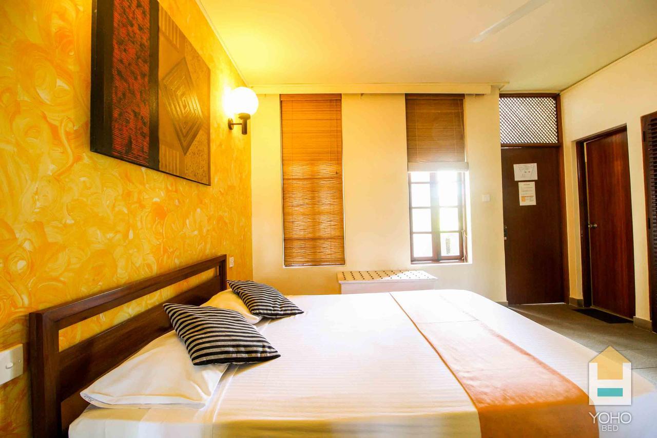 Yoho Rivi Ras Hotel Dehiwala-Mount Lavinia Buitenkant foto