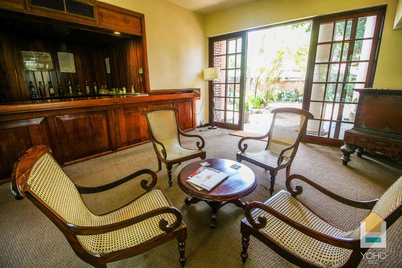 Yoho Rivi Ras Hotel Dehiwala-Mount Lavinia Buitenkant foto
