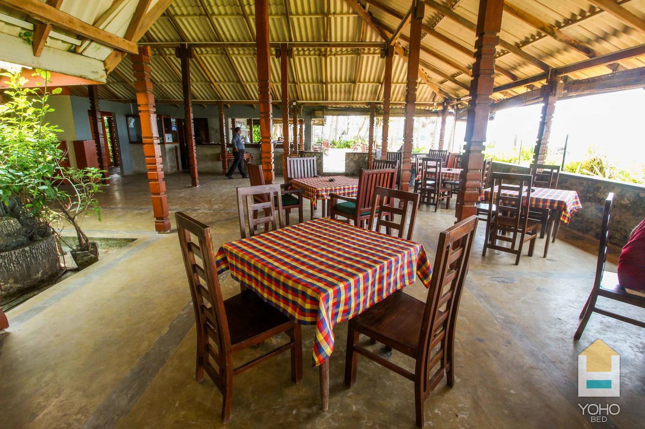 Yoho Rivi Ras Hotel Dehiwala-Mount Lavinia Buitenkant foto